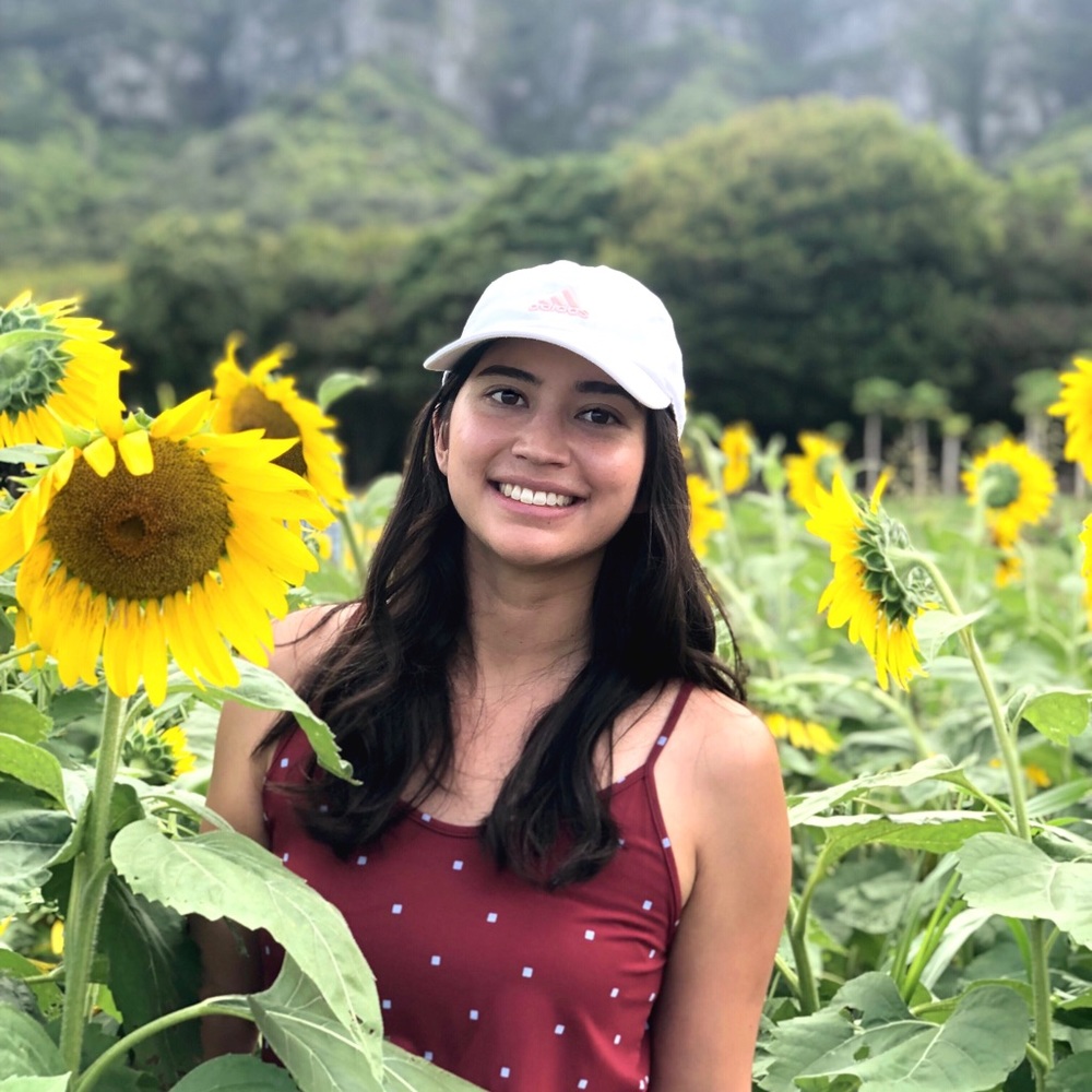 Meet your Posher, Laura